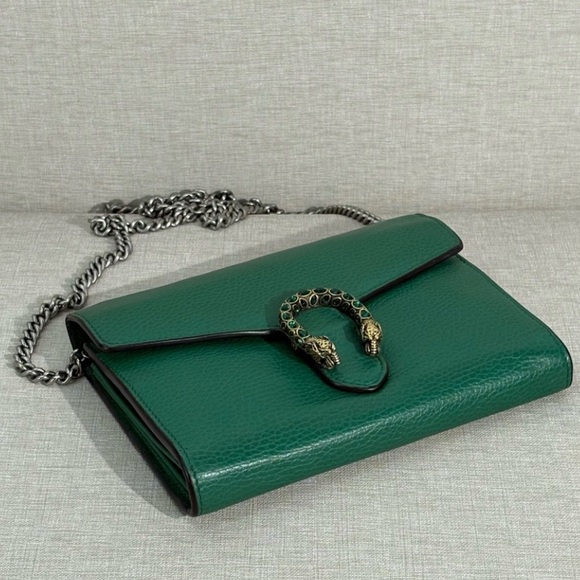 Gucci Green Leather Bag with Silver Chain - Picture 5 of 12